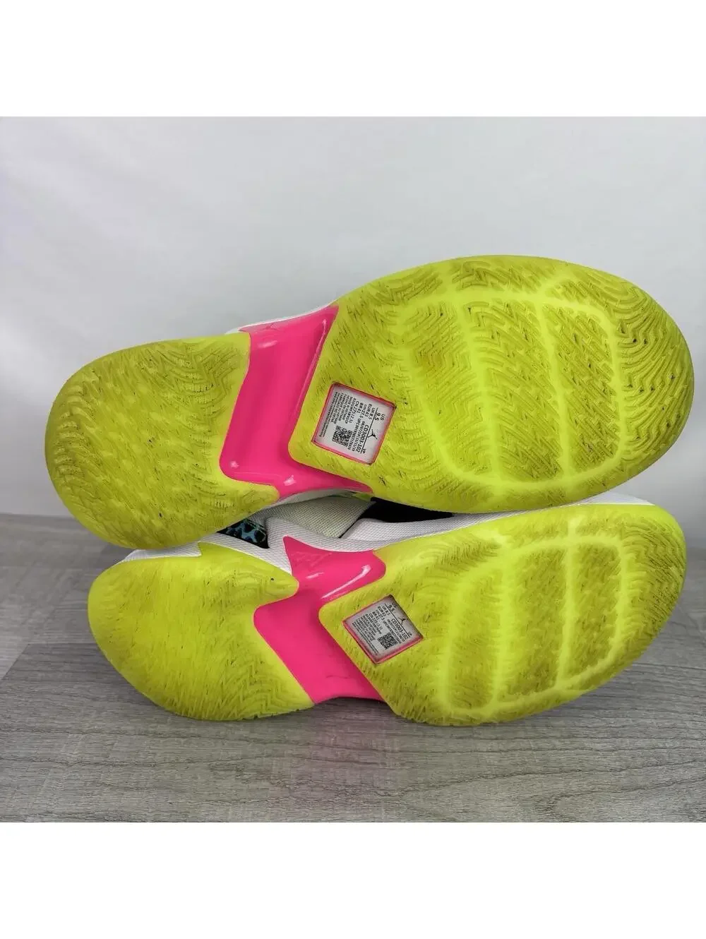 Size 9.5 - Air Jordan Why Not Zer0.3 LA Born